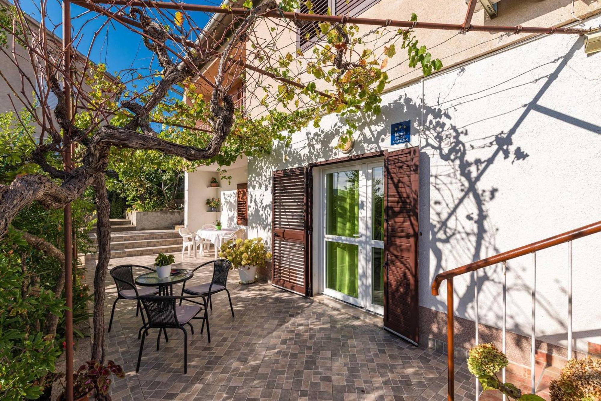 Studio Apartment Sekula Šibenik Eksteriør billede